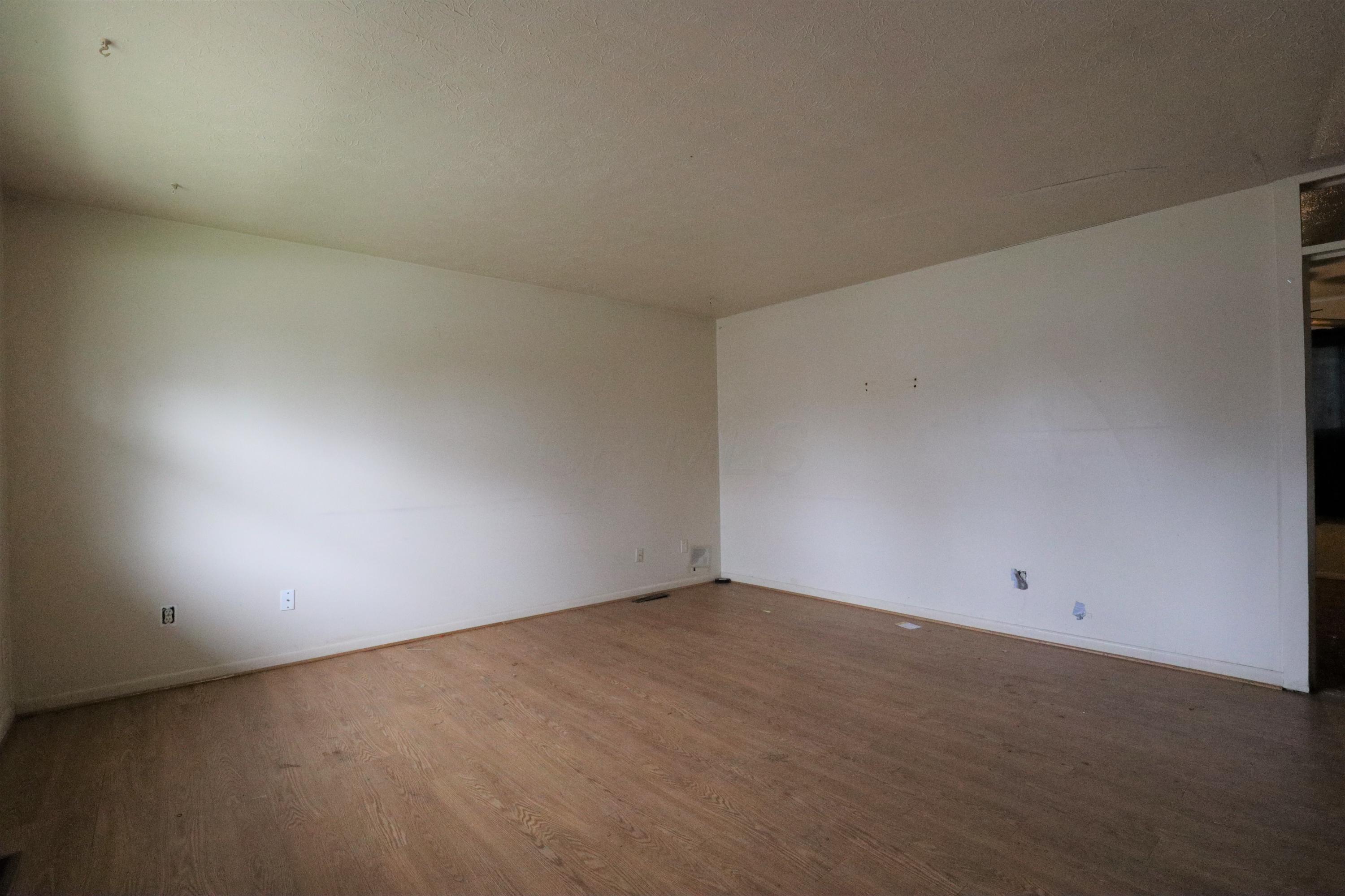 2756 Denmark Road Columbus, OH 43232 - Photo 3 of 23 Gallery Image 3