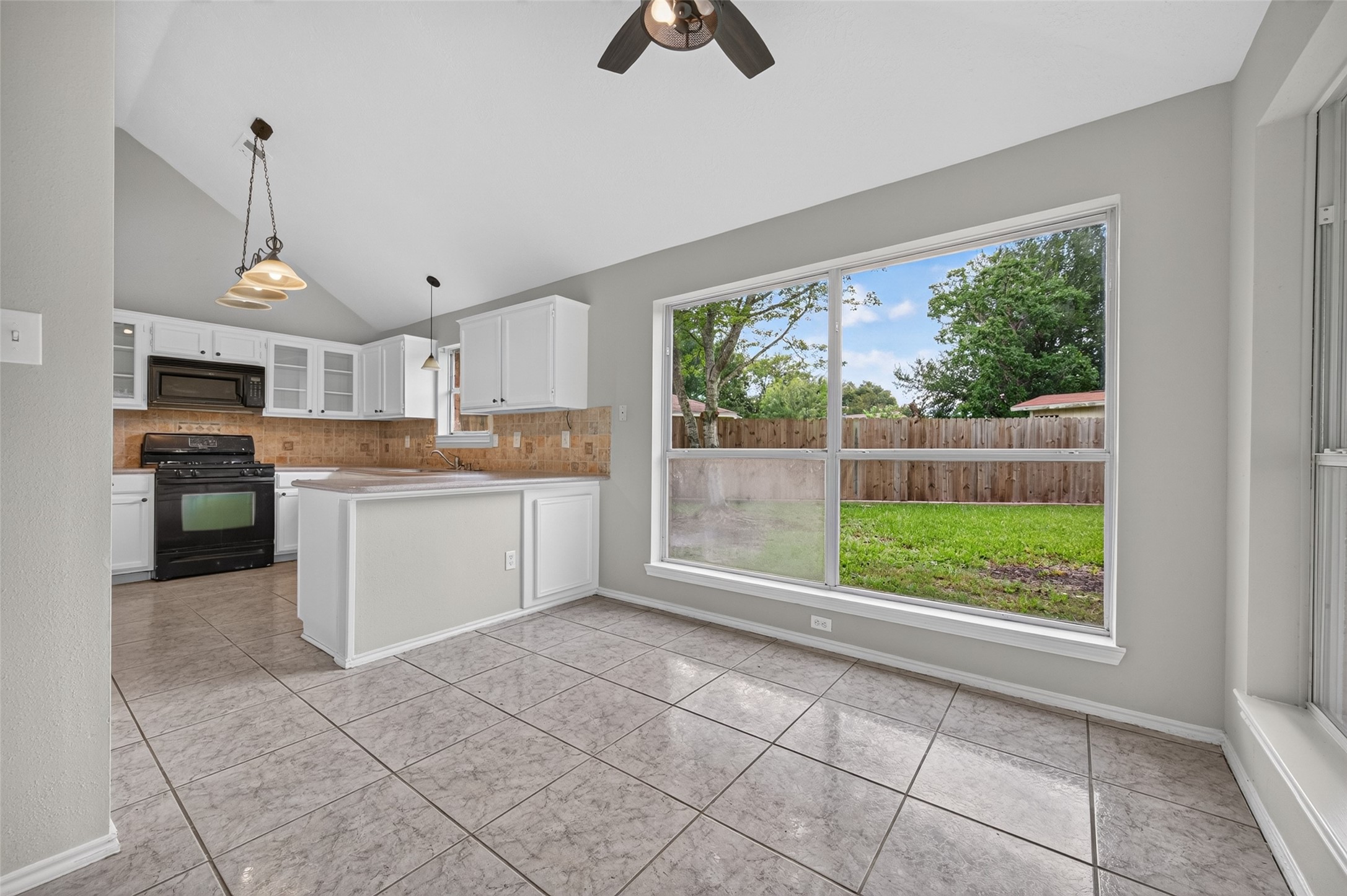411 North Mist Court Houston, TX 77073 - Photo 14 of 32