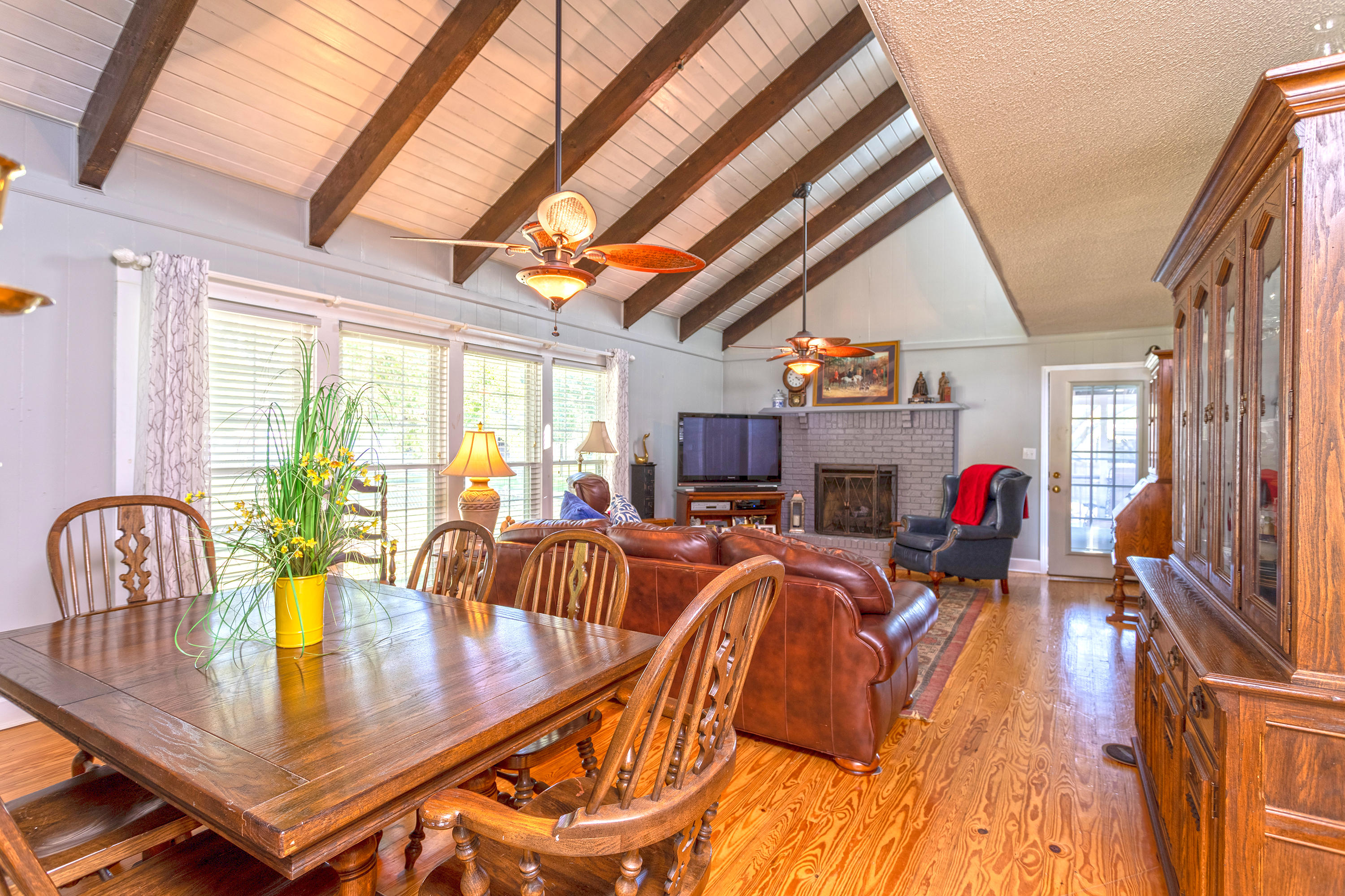 6211 Ramsey Forgey Road Harrison, TN 37341 - Photo 3 of 32 main floor