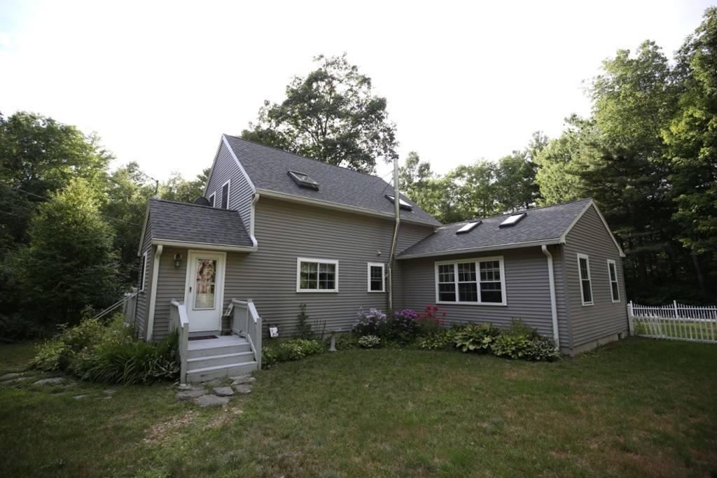 170 Nichewaug Road Petersham, MA 01366 - Photo 1 of 30 Gallery Image 1