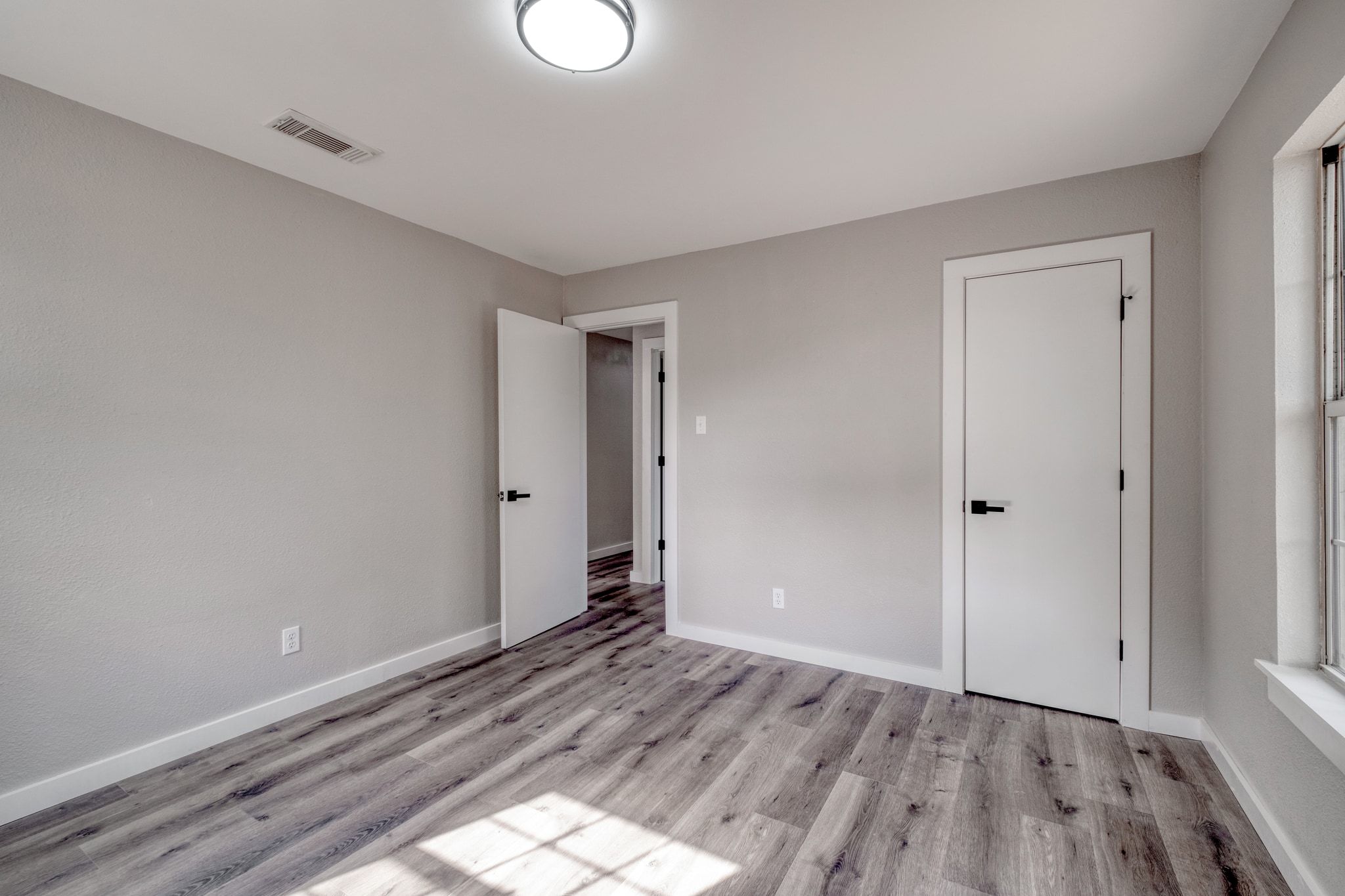 409 Talley Street Taylor, TX 76574 - Photo 23 of 27