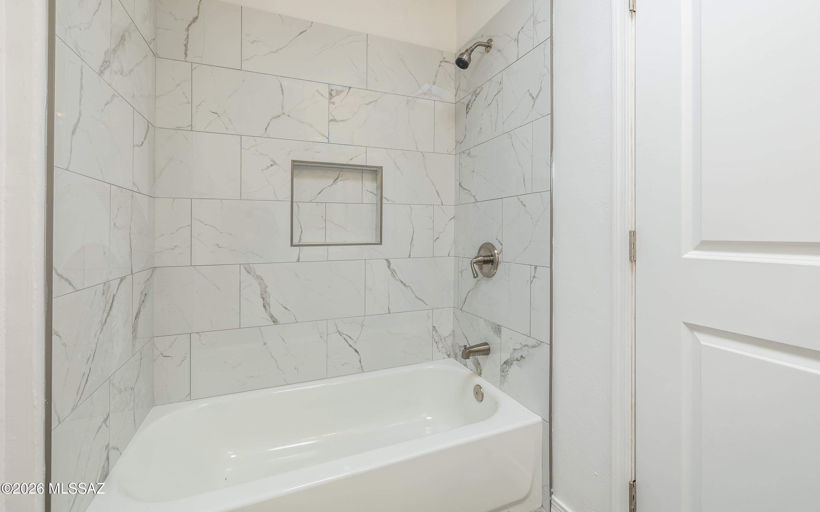 623 West Thurber Road Tucson, AZ 85705 - Photo 17 of 27