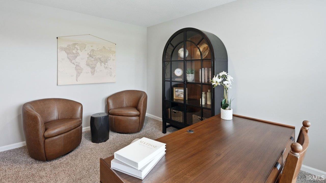 11377 Corte Madera Run Fort Wayne, IN 46818 - Photo 4 of 35
