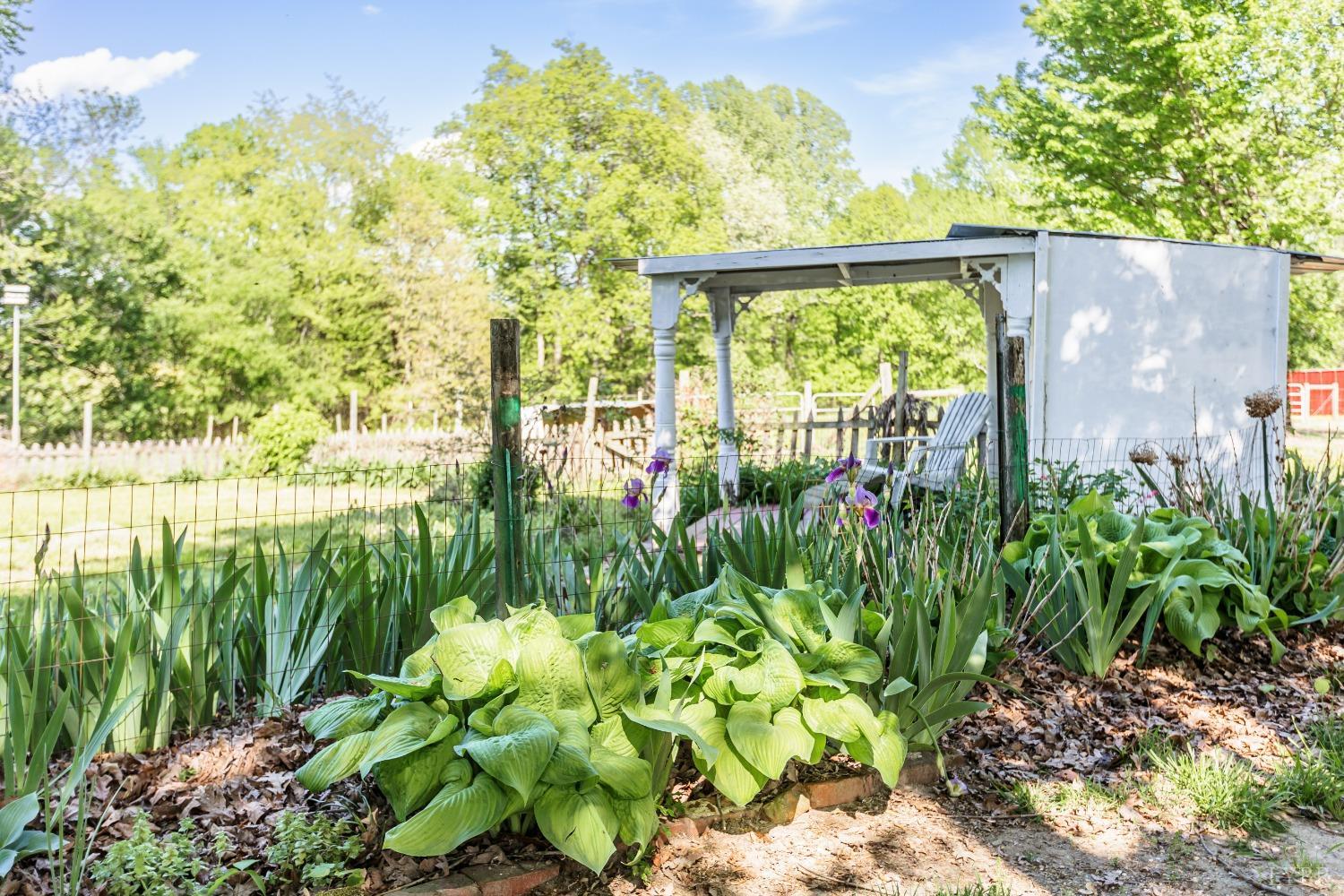 1564 Swan Road Pamplin, VA 23958 - Photo 47 of 60 a view of a garden from a balcony