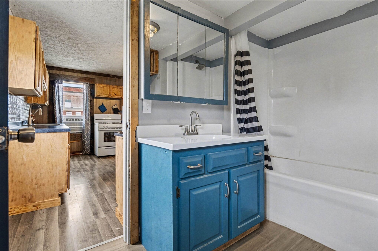 202 East Arbor Street Marcellus, MI 49067 - Photo 8 of 18