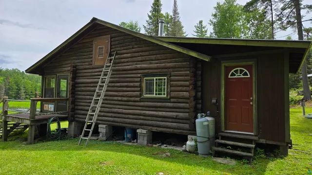 $369,000 | 163 Rollick Creek, Crane Lake, MN 55725