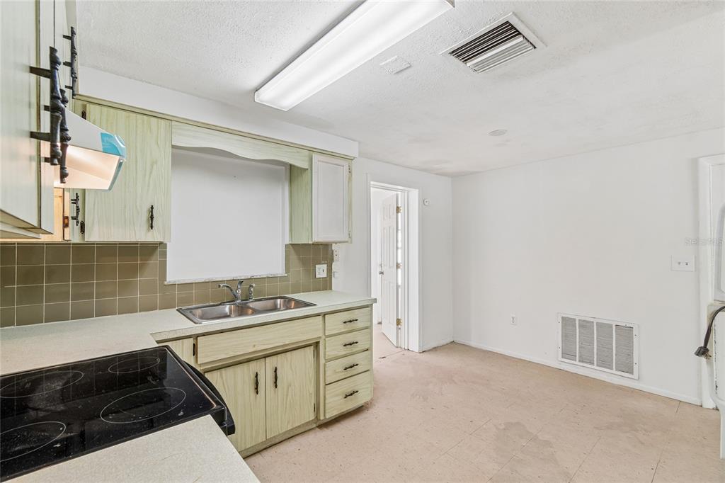 6324 Tralee Avenue New Port Richey, FL 34653 - Photo 20 of 69