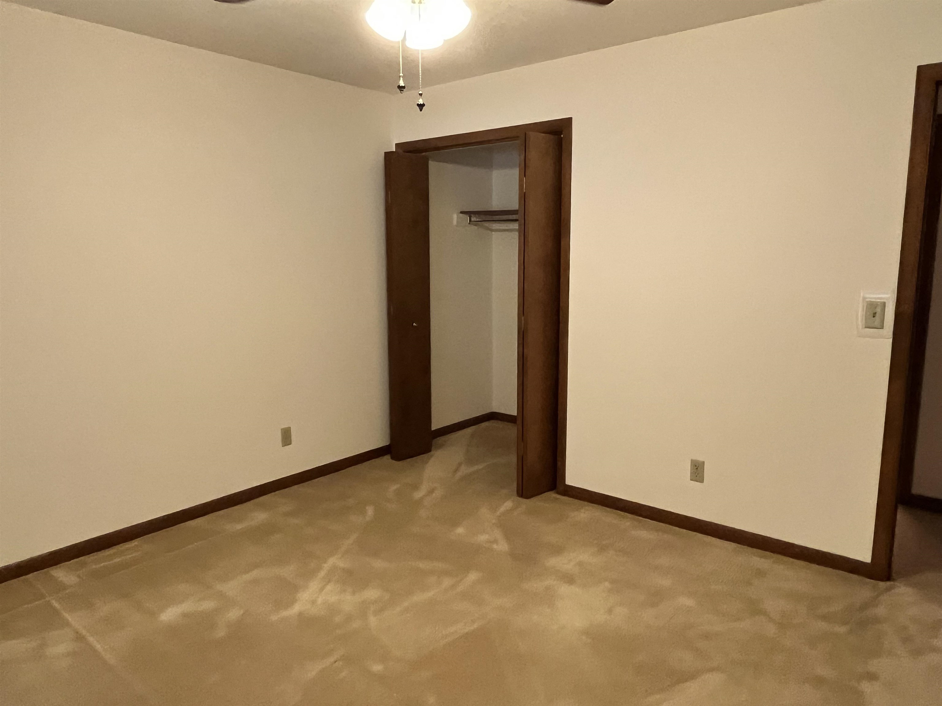 1842 Madron Road Rockford, IL 61107 - Photo 14 of 20 Gallery Image 14