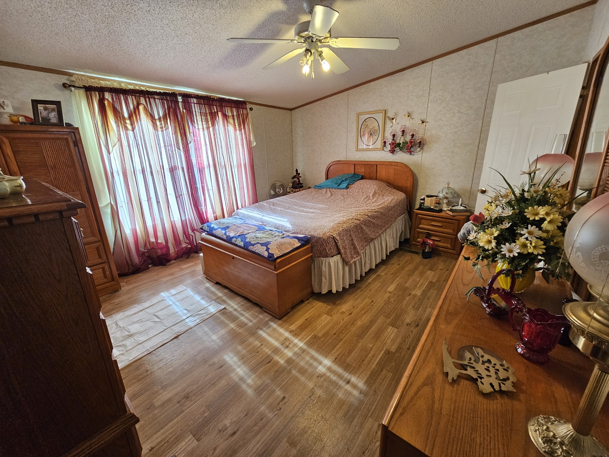 5980 Coxburg Road South Sugar Tree, TN 38380 - Photo 28 of 34 Main Bedroom 14'x12'. Walk in closet 9'x3.