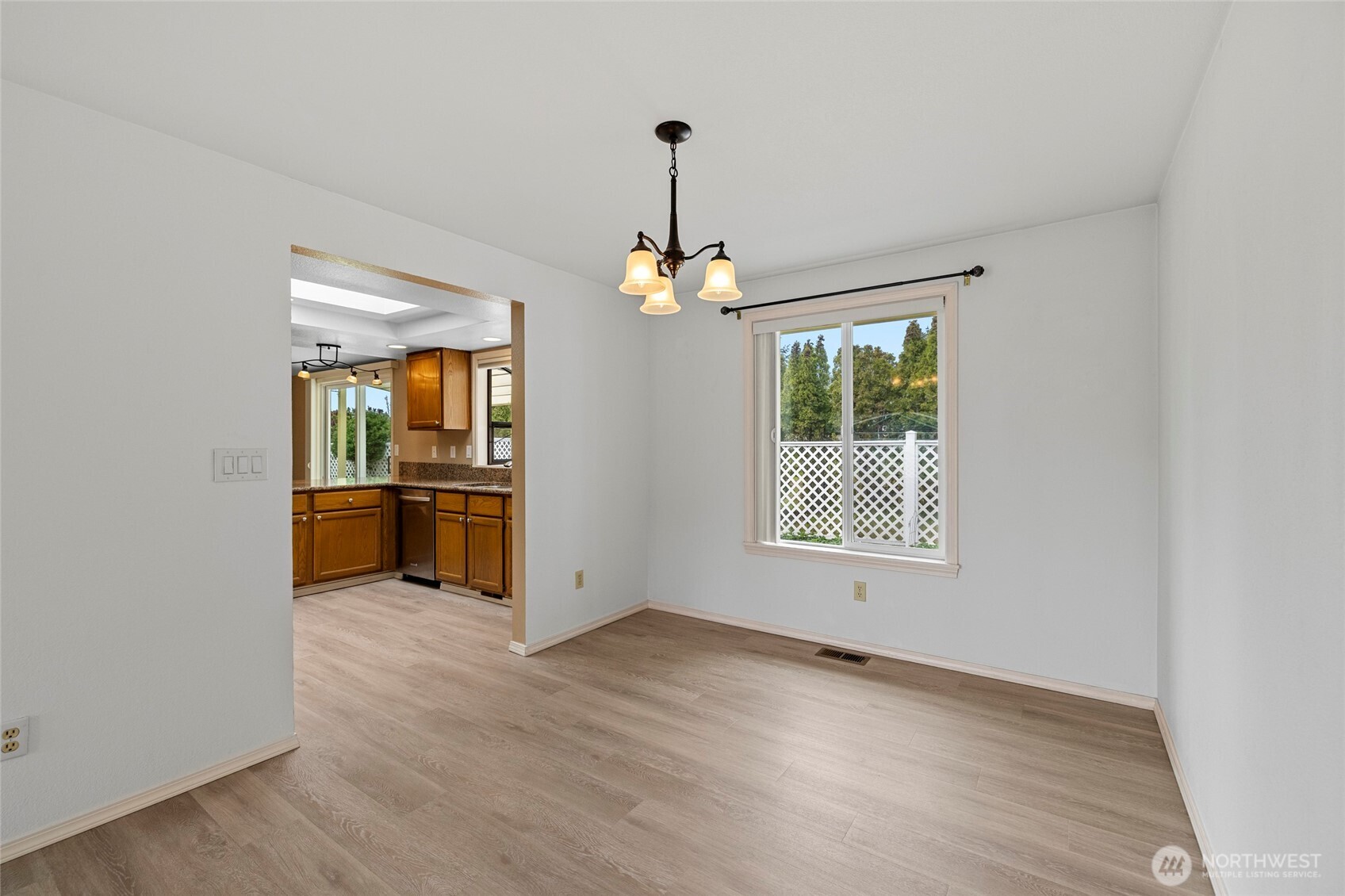 90 Chinook Place La Conner, WA 98257 - Photo 9 of 40