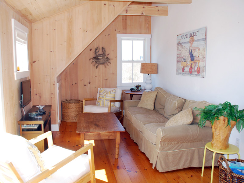 4 Green Hollow Road Nantucket, MA 02554 - Photo 16 of 17 Garage/studio living area