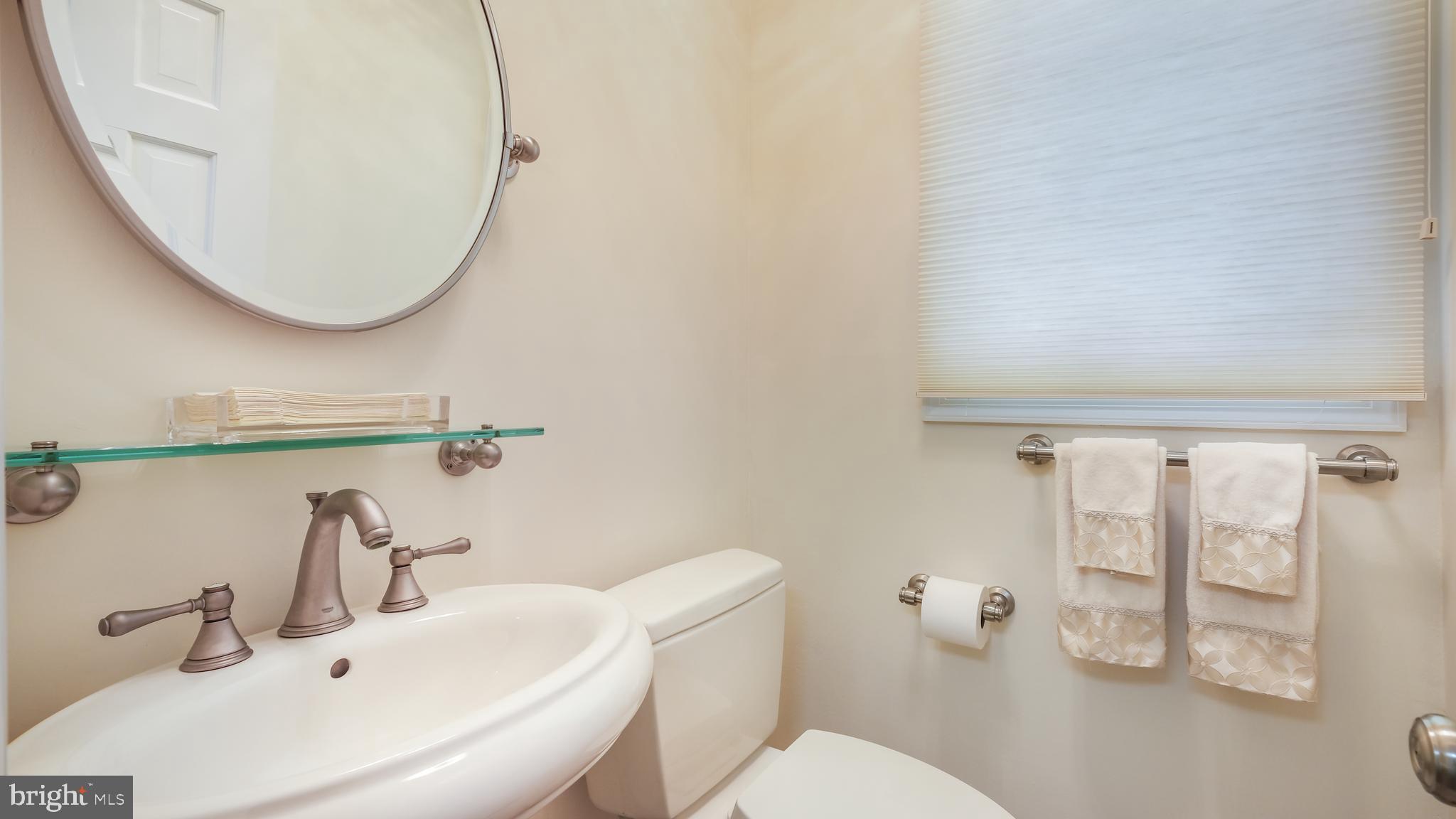 832 Broadmoor Road Huntingdon Valley, PA 19006 - Photo 12 of 30 Powder Room
