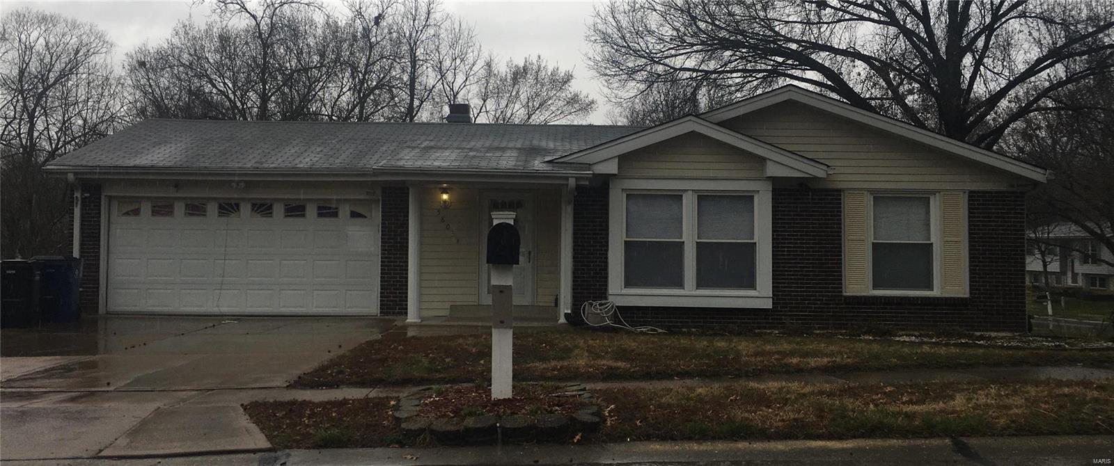 5803 Rabbit Run Drive St. Louis, MO 63129 - Photo 1 of 42 Gallery Image 1