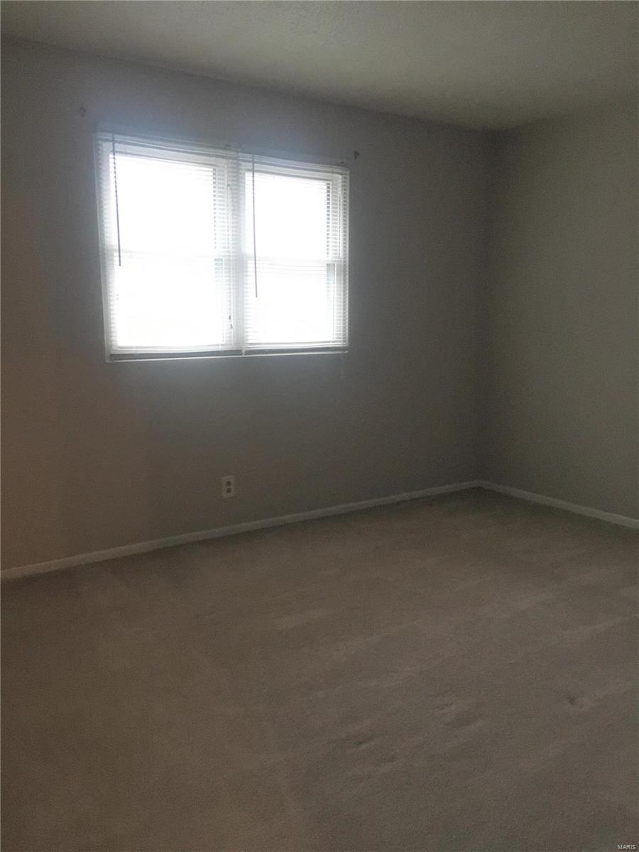 5803 Rabbit Run Drive St. Louis, MO 63129 - Photo 21 of 42 Gallery Image 21