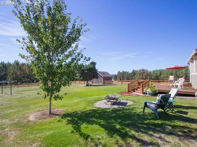 11271 Northwest Helvetia Road Hillsboro, OR 97124 - Photo 3 of 16 Gallery Image 3