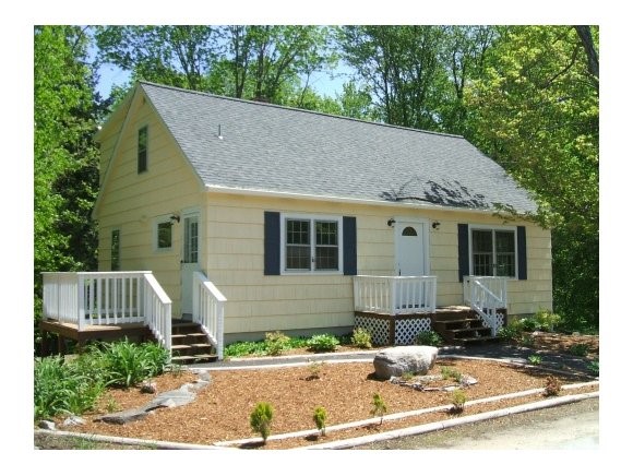 127 Green Road Raymond, NH 03077 - Photo 1 of 1