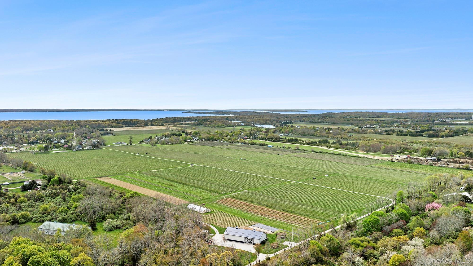 46975 Main Road Southold, NY 11971 - Photo 22 of 27