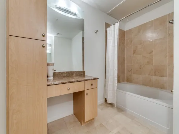 $422,000 | 3225 Turtle Creek Boulevard, Unit 709, Dallas, TX 75219