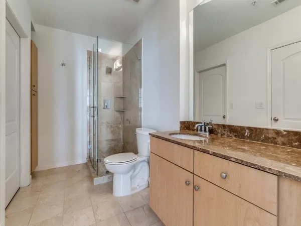 $422,000 | 3225 Turtle Creek Boulevard, Unit 709, Dallas, TX 75219