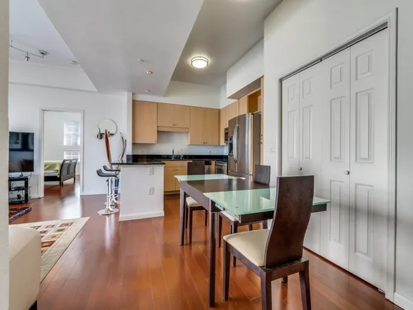 $422,000 | 3225 Turtle Creek Boulevard, Unit 709, Dallas, TX 75219
