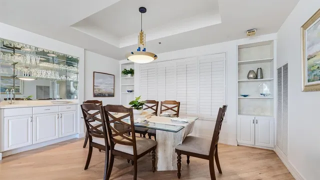 $2,100,000 | 455 Longboat Club Road, Unit 707, Longboat Key, FL 34228