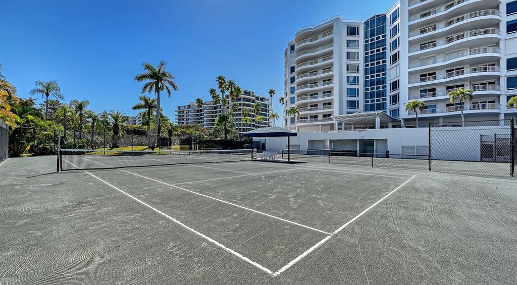 455 Longboat Club Road, Unit 707 Longboat Key, FL 34228 - Photo 59 of 69