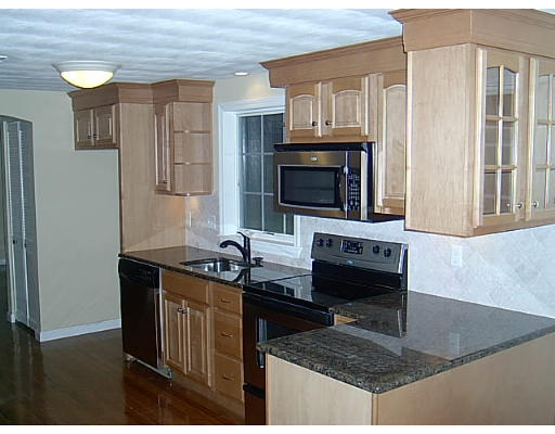 9 Cody Road Framingham, MA 01701 - Photo 2 of 8 Gallery Image 2