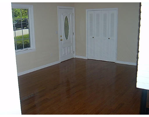 9 Cody Road Framingham, MA 01701 - Photo 7 of 8 Gallery Image 7