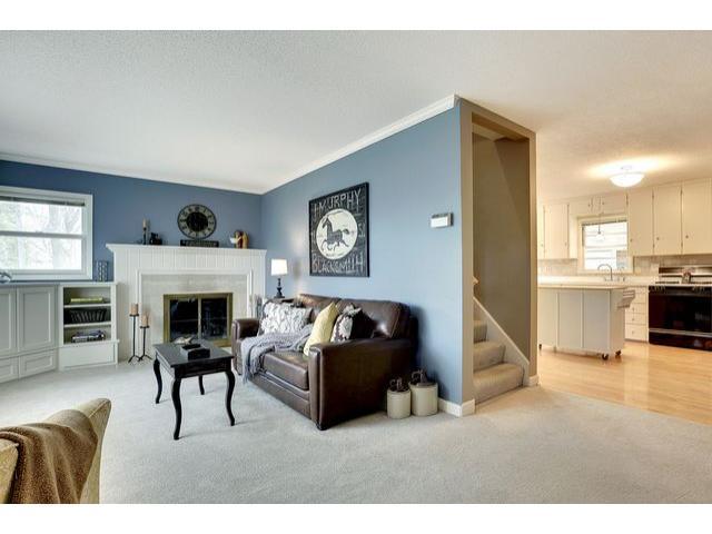 5970 Apple Road Excelsior, MN 55331 - Photo 3 of 18 Gallery Image 3