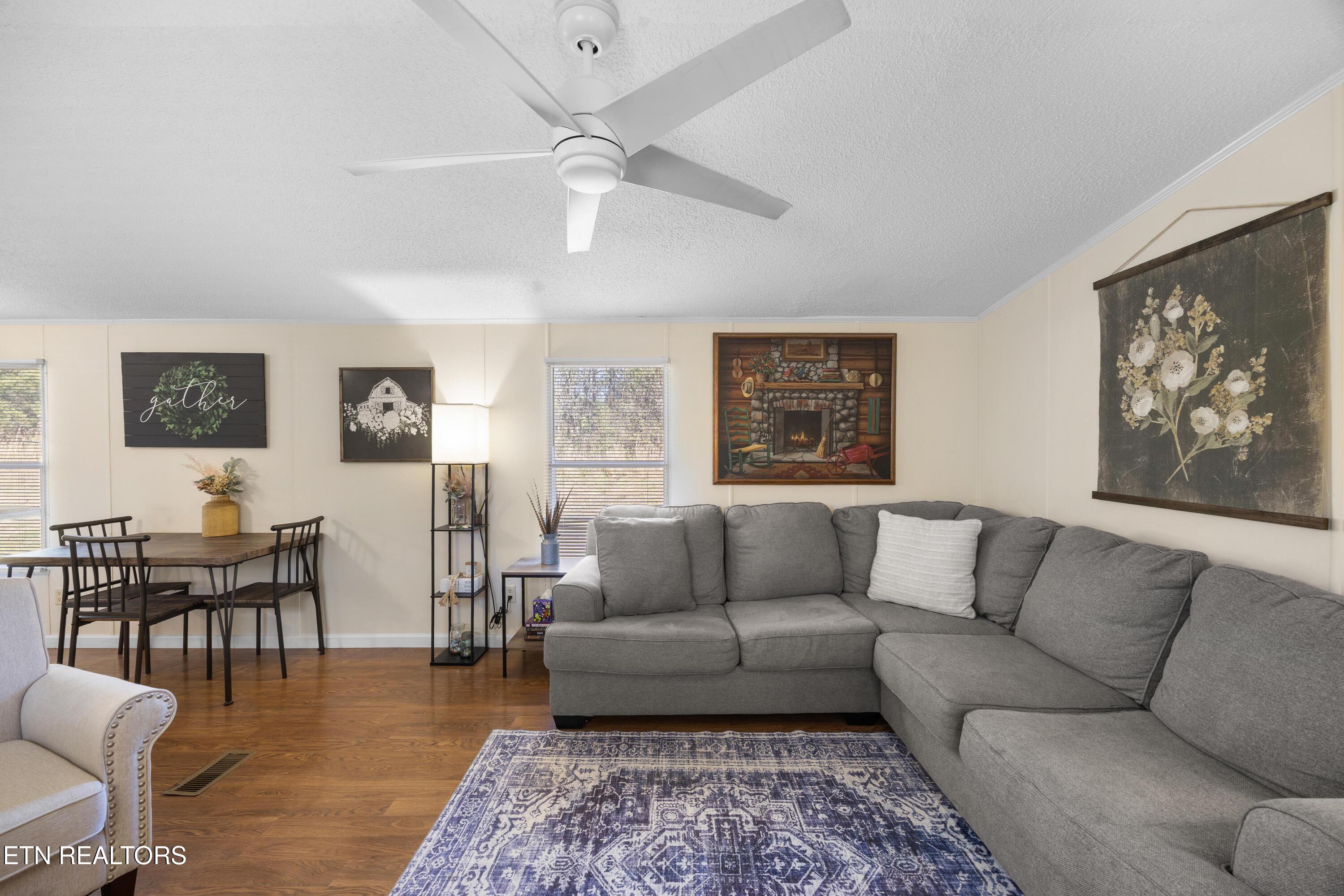 382 2nd Street Corryton, TN 37721 - Photo 7 of 26 1S2A2698