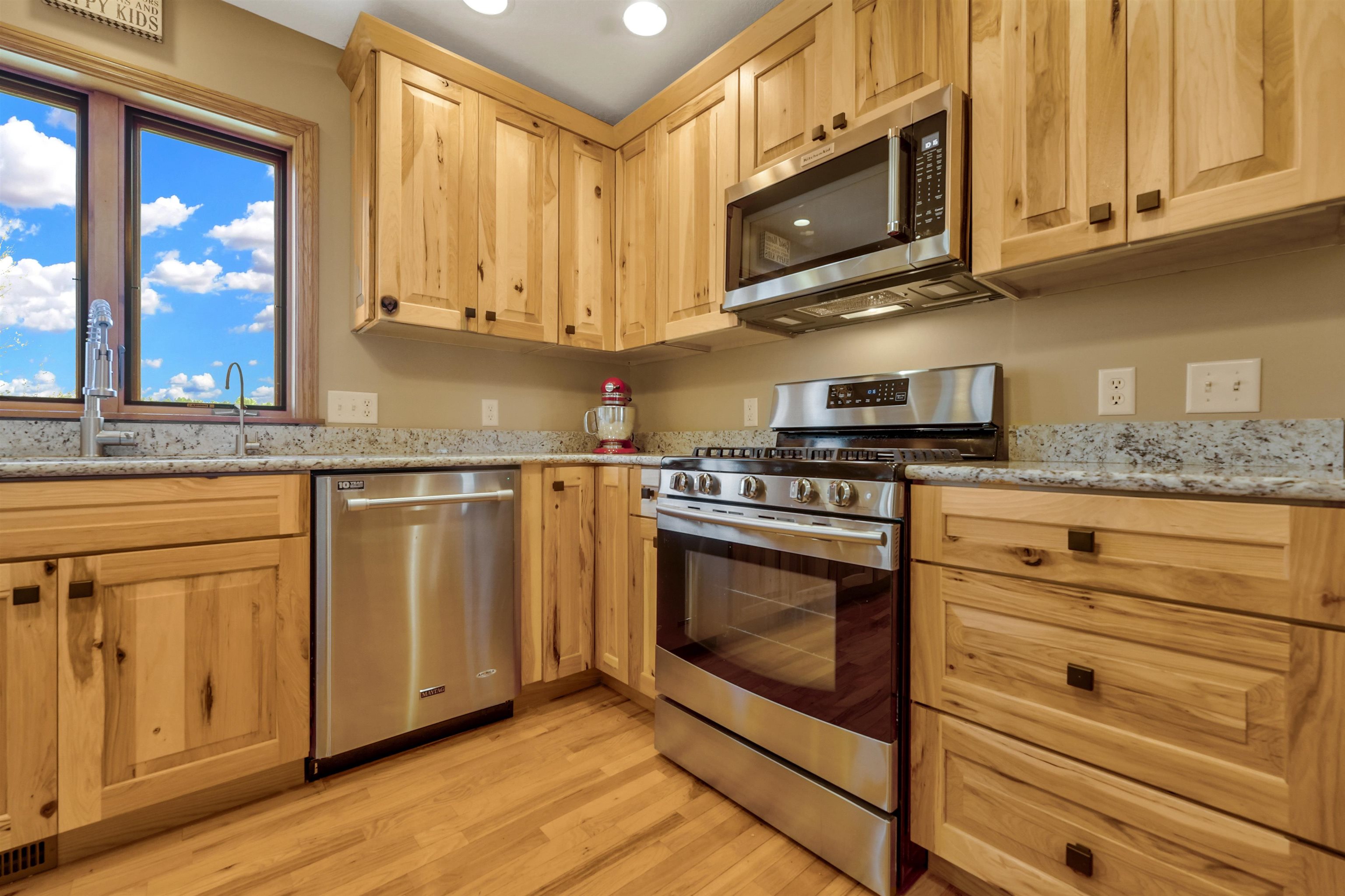 910 West Potter Road Traverse City, MI 49696 - Photo 4 of 55
