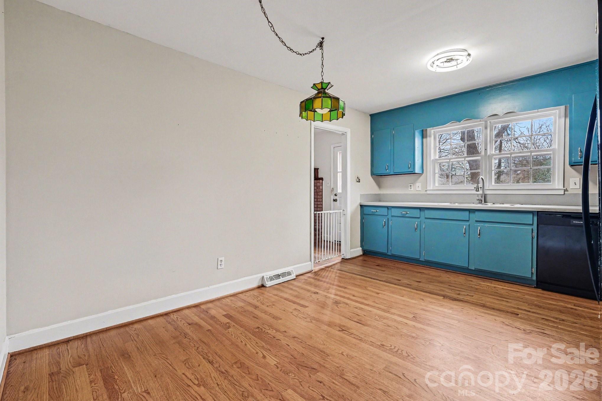 3430 Rea Road Charlotte, NC 28226 - Photo 15 of 38