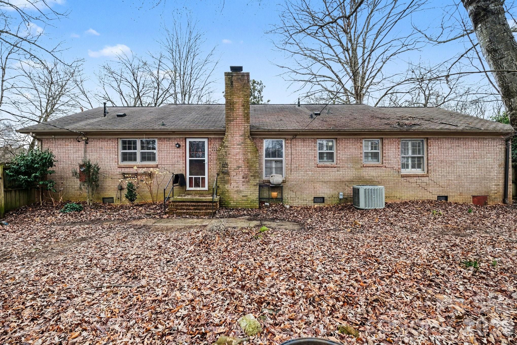 3430 Rea Road Charlotte, NC 28226 - Photo 34 of 38