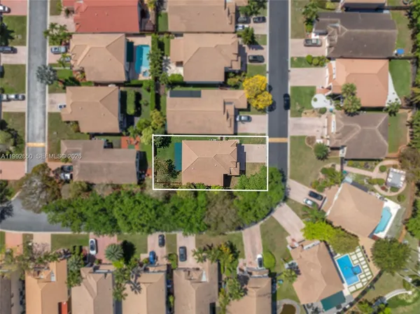$1,049,999 | 9732 Northwest 32nd Street, Doral, FL 33172