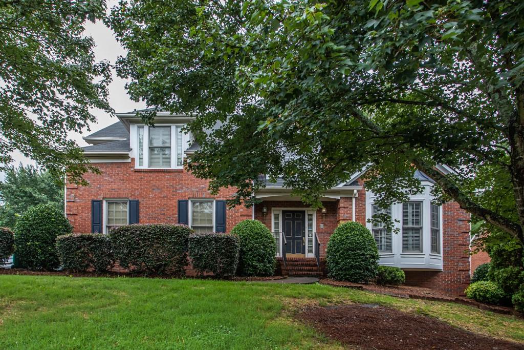 Welcome home to this 4-sided brick with plenty of room for your family!