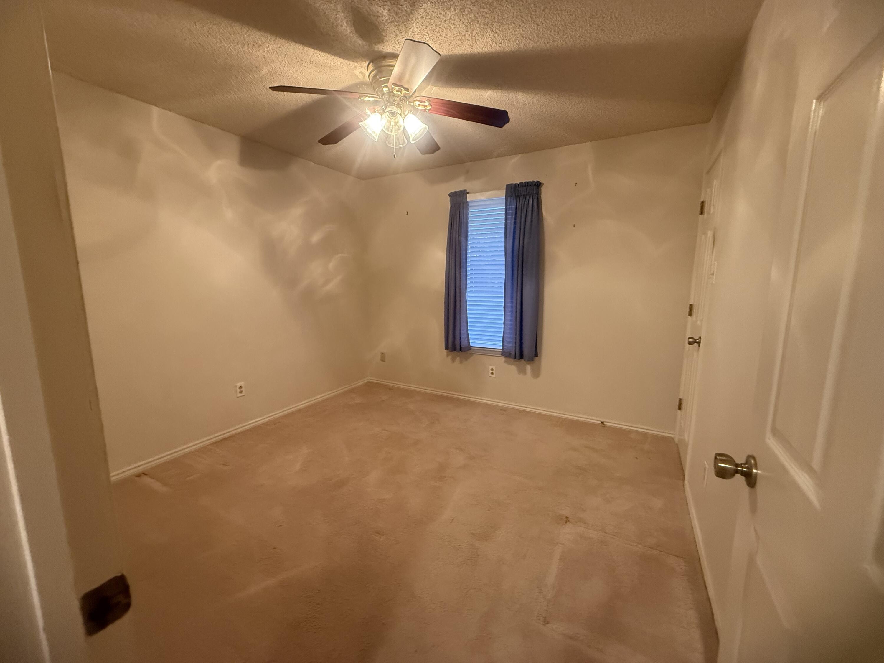 5527 94th Street Lubbock, TX 79424 - Photo 36 of 56 94th bedrm 3