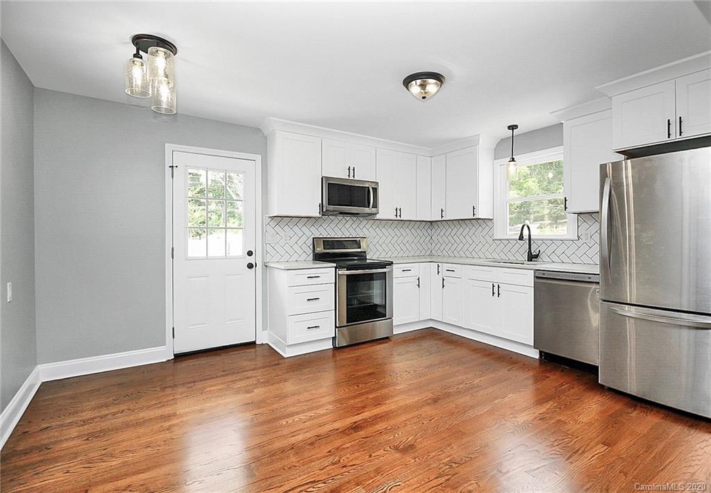 920 Clanton Road Charlotte, NC 28217 - Photo 11 of 33 Gallery Image 11