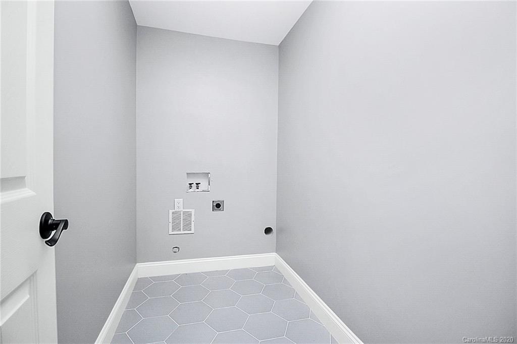 920 Clanton Road Charlotte, NC 28217 - Photo 17 of 33 Gallery Image 17