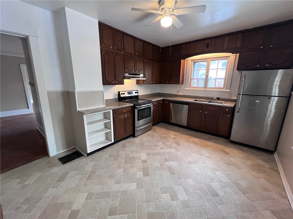 135 Arbordale Avenue Rochester, NY 14610 - Photo 3 of 17