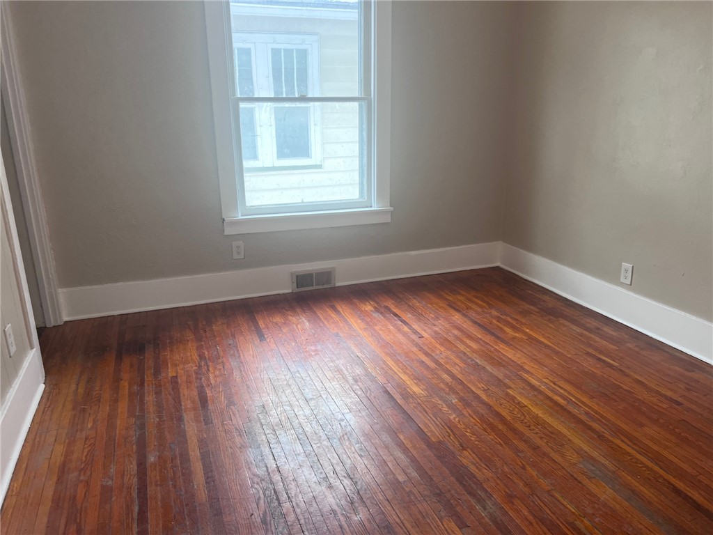 135 Arbordale Avenue Rochester, NY 14610 - Photo 9 of 17