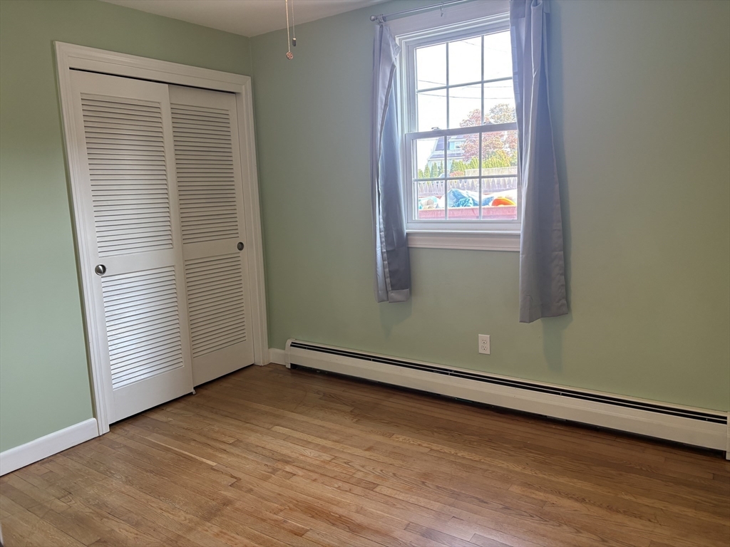 267 Sterling Street Fall River, MA 02721 - Photo 12 of 27 Gallery Image 12