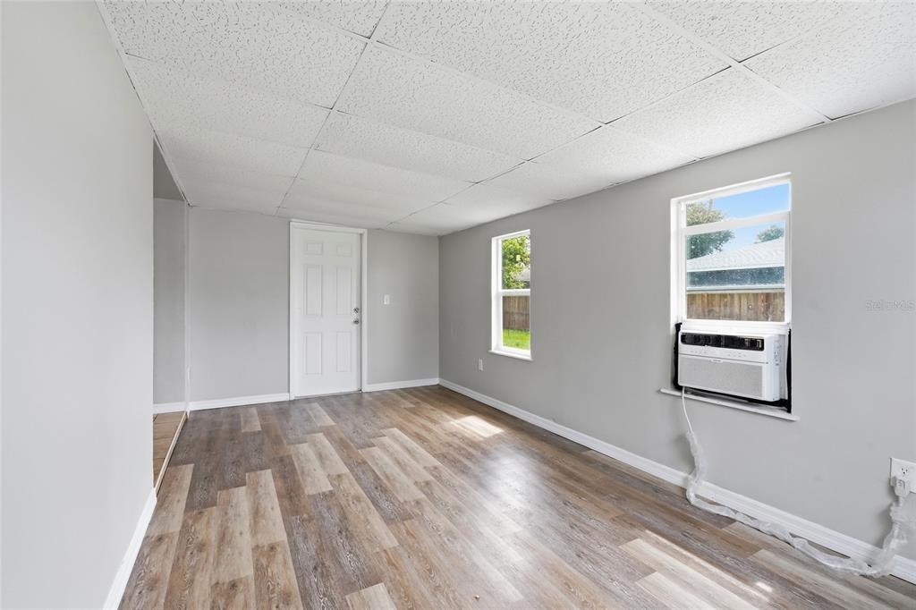 935 Everest Road Venice, FL 34293 - Photo 32 of 55 Gallery Image 32