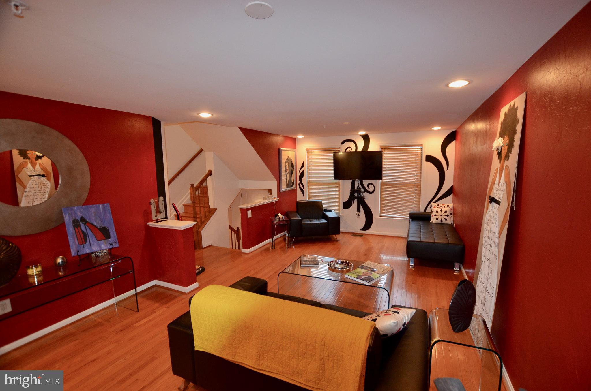 2722 Stanton Road Southeast Washington, DC 20020 - Photo 14 of 70 Living Room