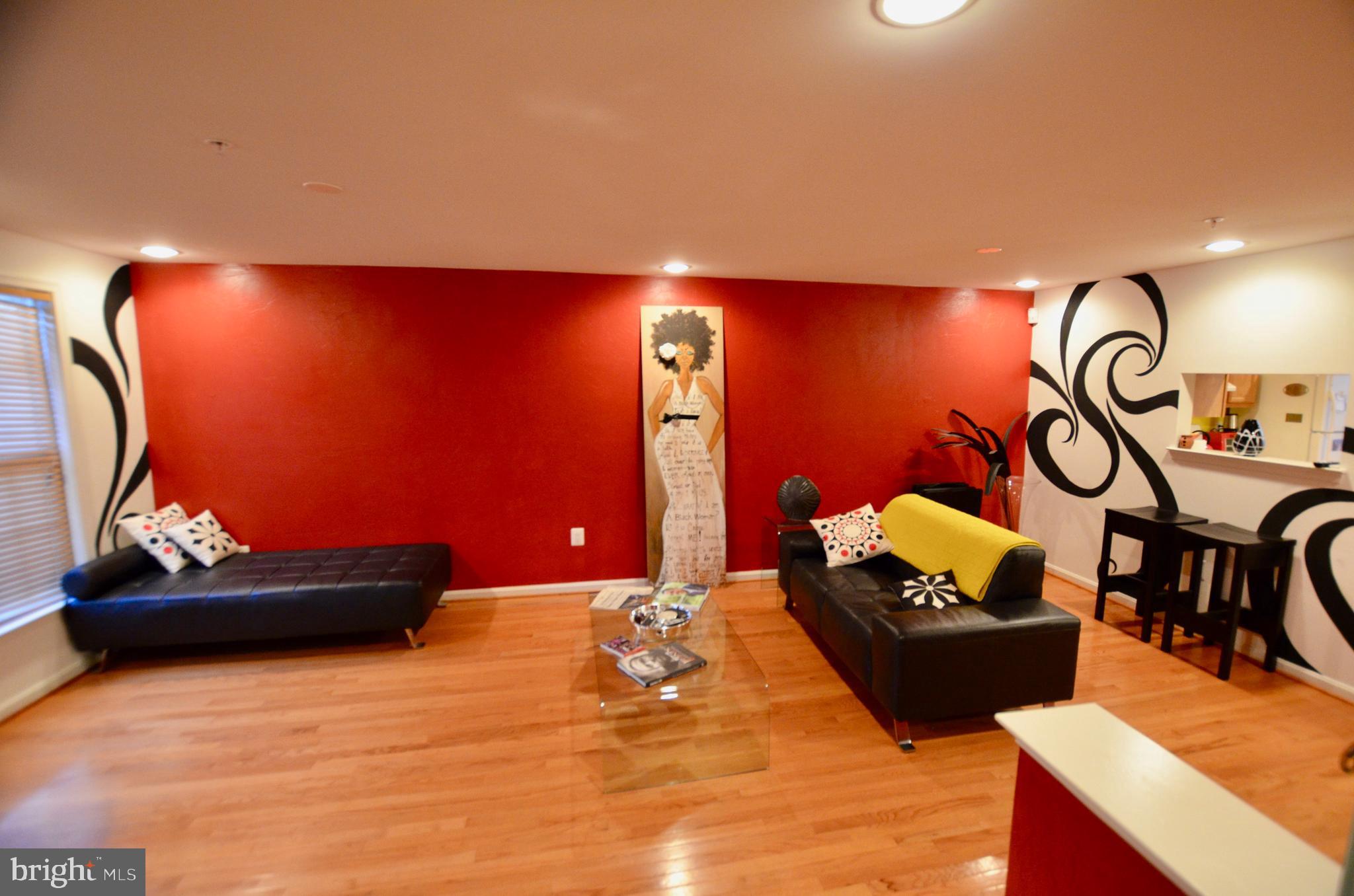 2722 Stanton Road Southeast Washington, DC 20020 - Photo 24 of 70 Living Room