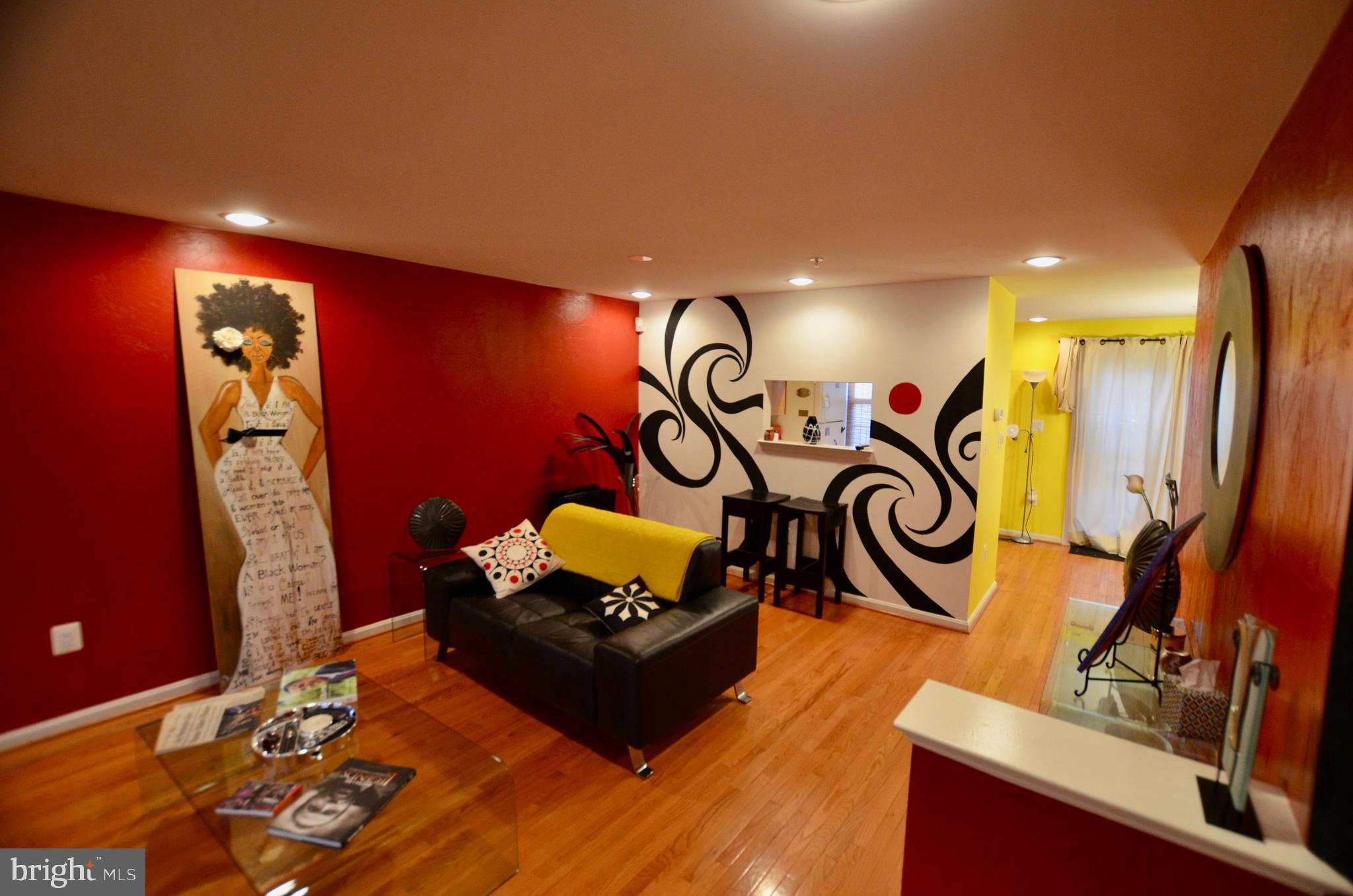 2722 Stanton Road Southeast Washington, DC 20020 - Photo 25 of 70 Living Room