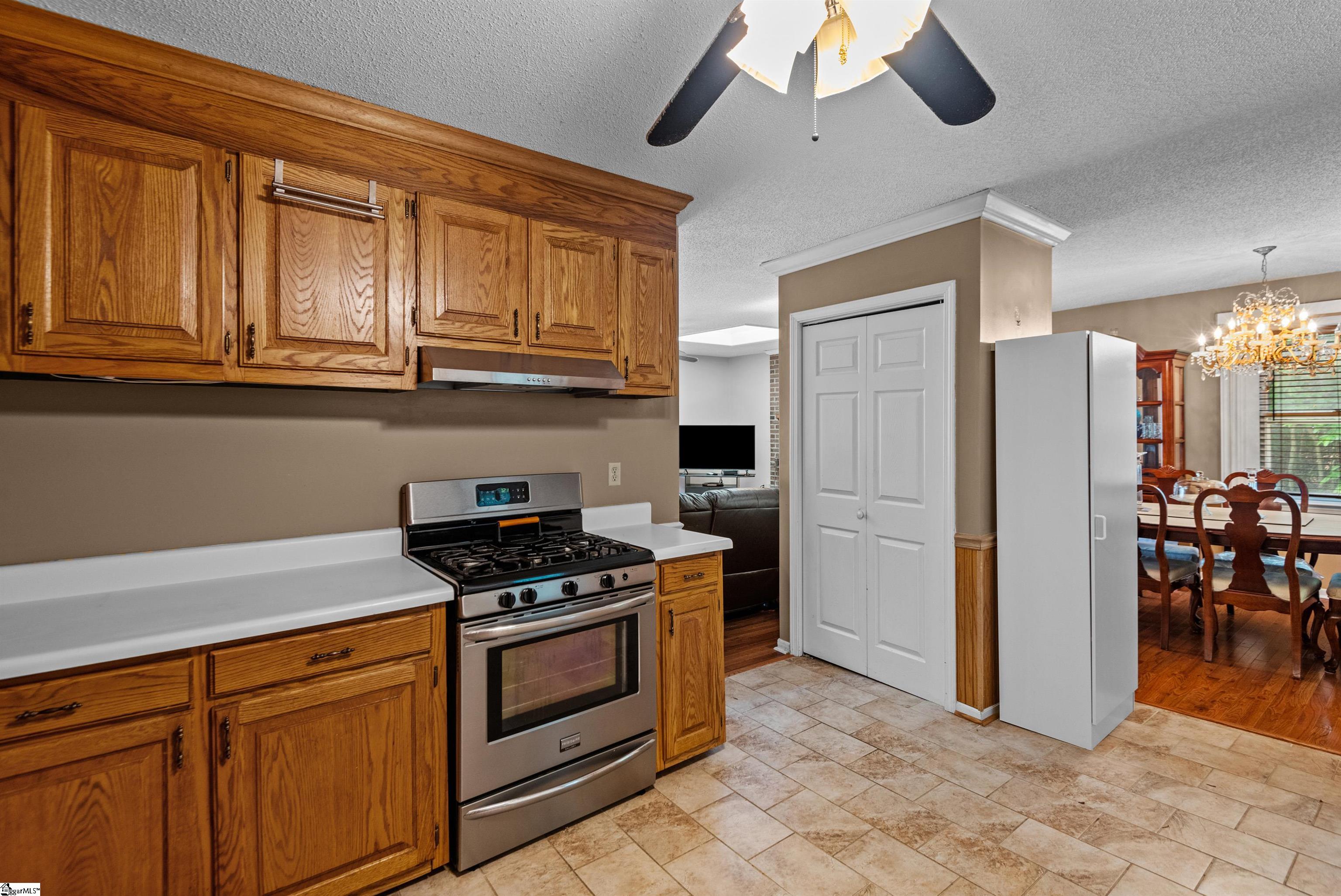 115 Zion Street Easley, SC 29640 - Photo 13 of 36