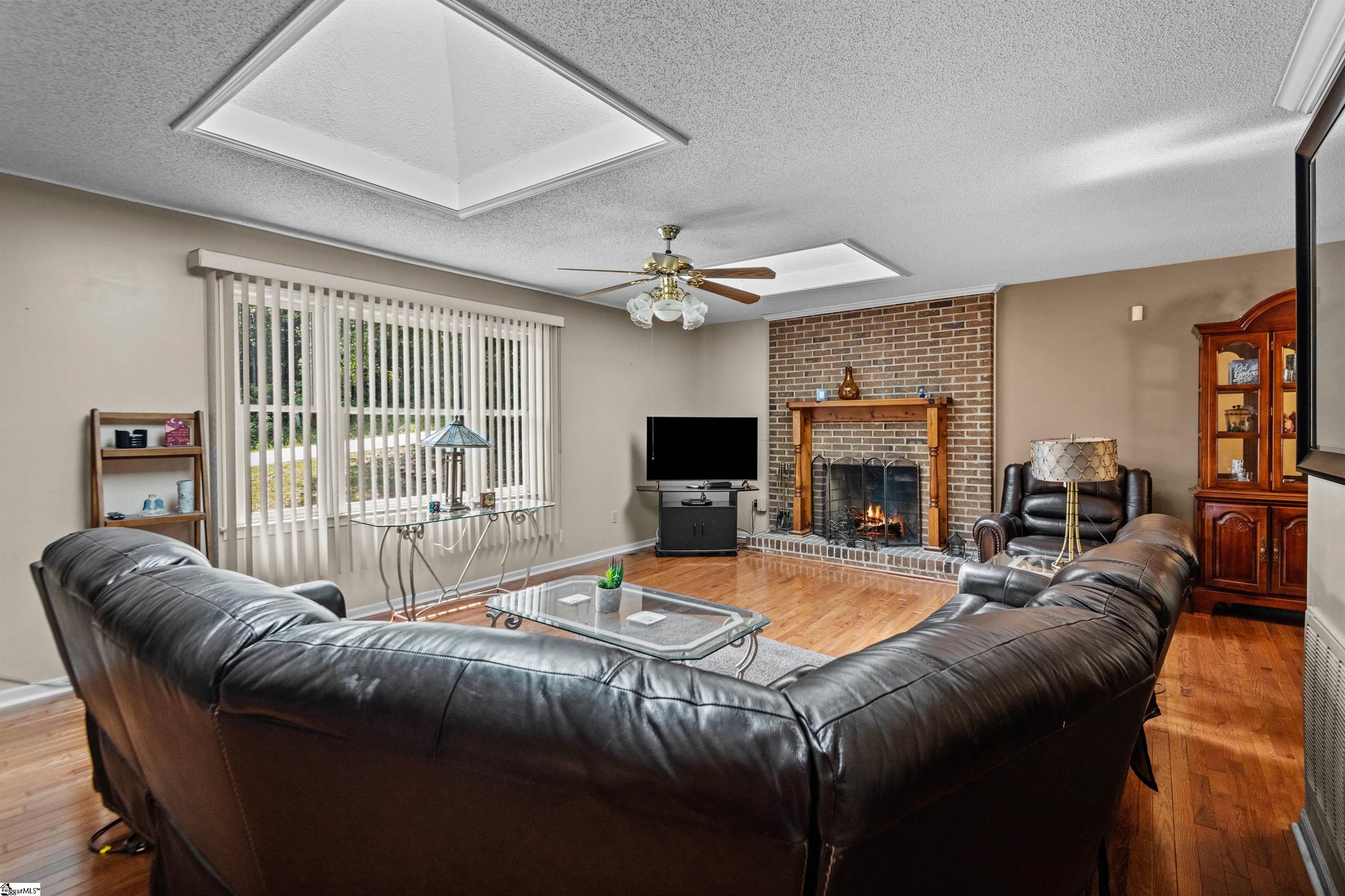 115 Zion Street Easley, SC 29640 - Photo 4 of 36