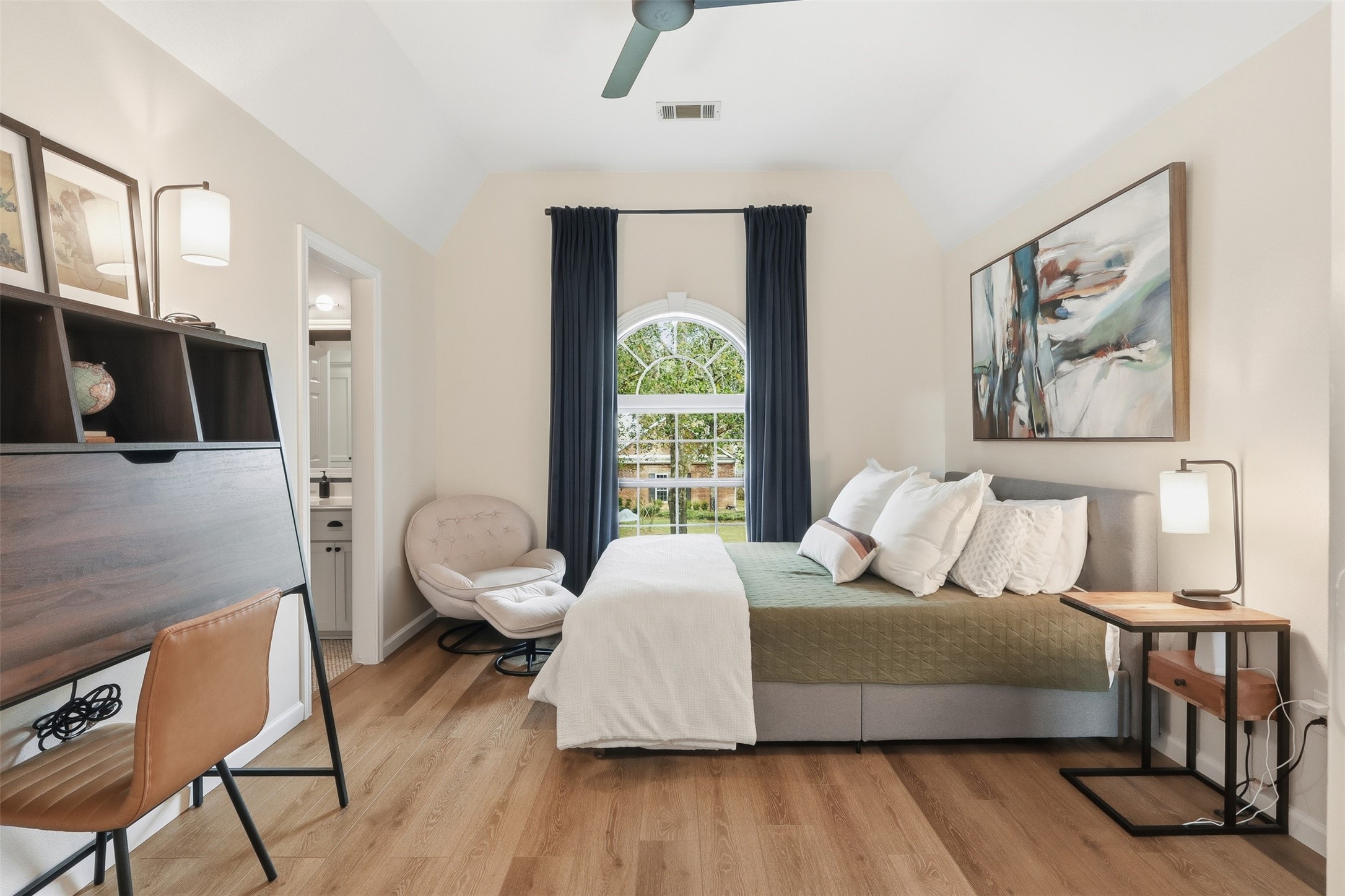 10 Raintree Place The Woodlands, TX 77381 - Photo 31 of 50