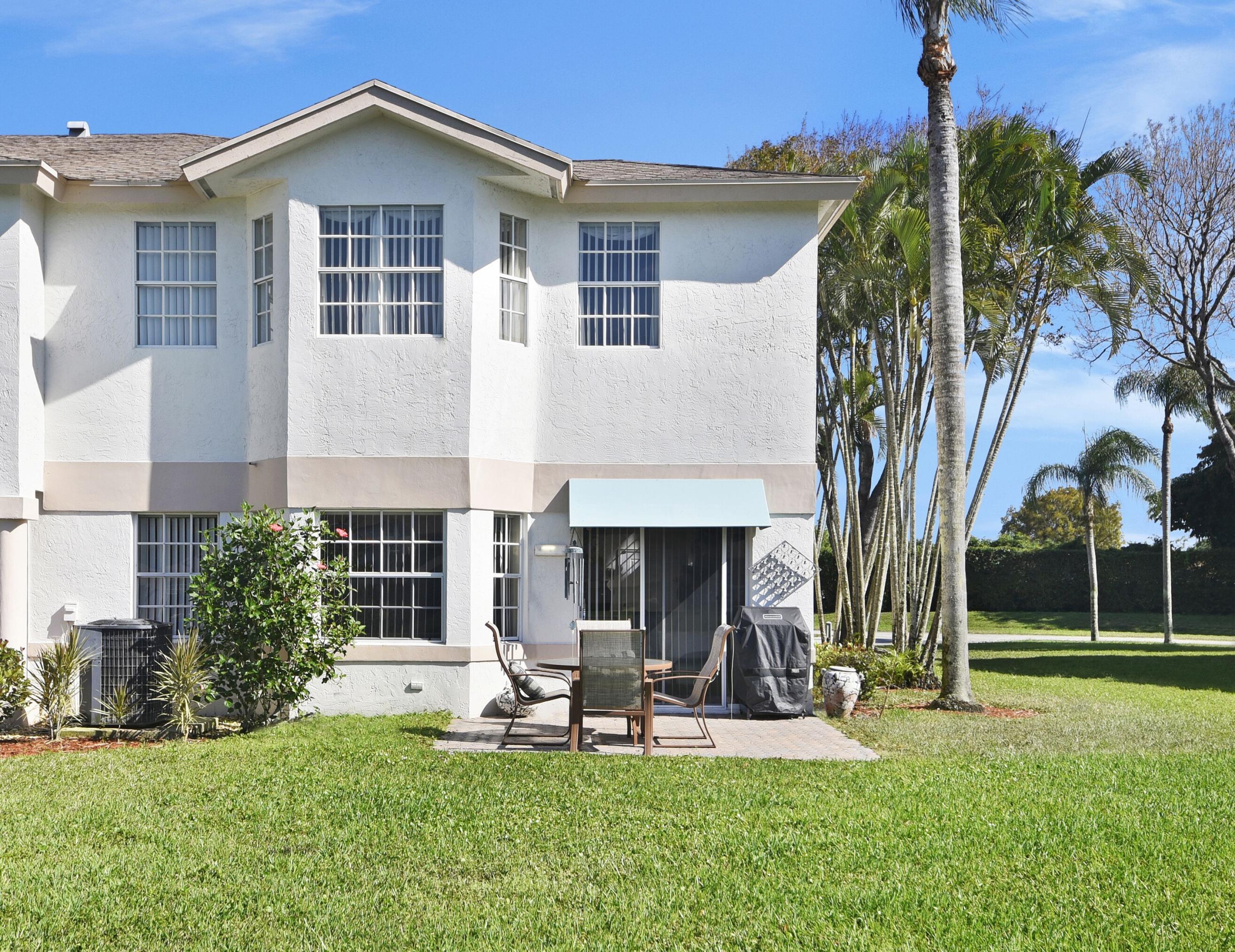 9133 Boca Gardens Circle South, Unit A Boca Raton, FL 33496 - Photo 15 of 16 Ianzano back view