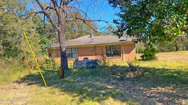 $179,550 | 81 Henry Cox Road, Monticello, MS 39654